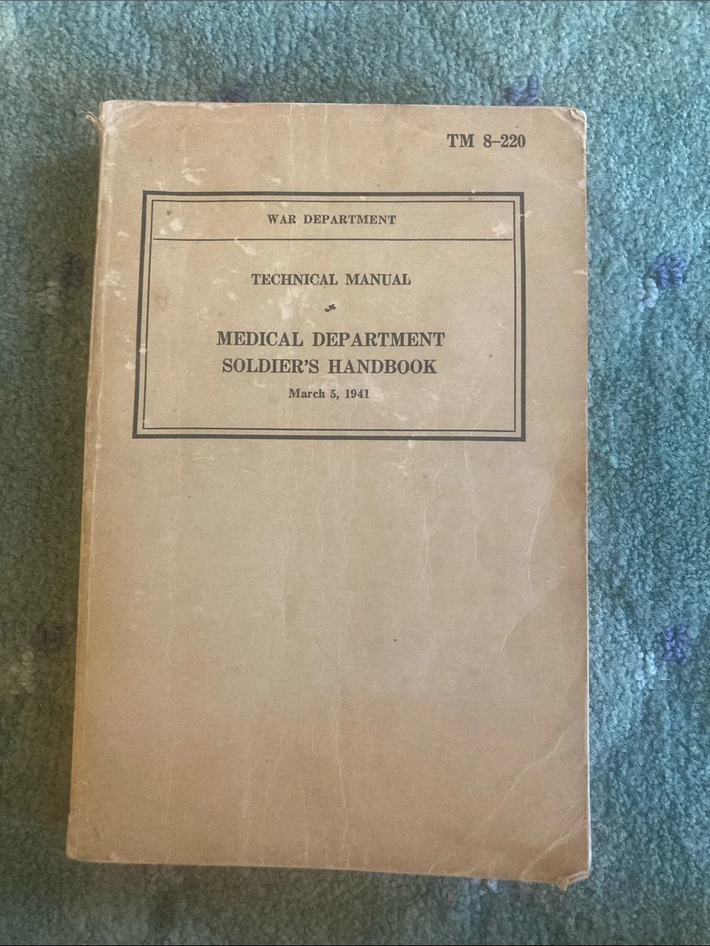 1941 Medical Department Soldiers Handbook - Picture 1 of 3